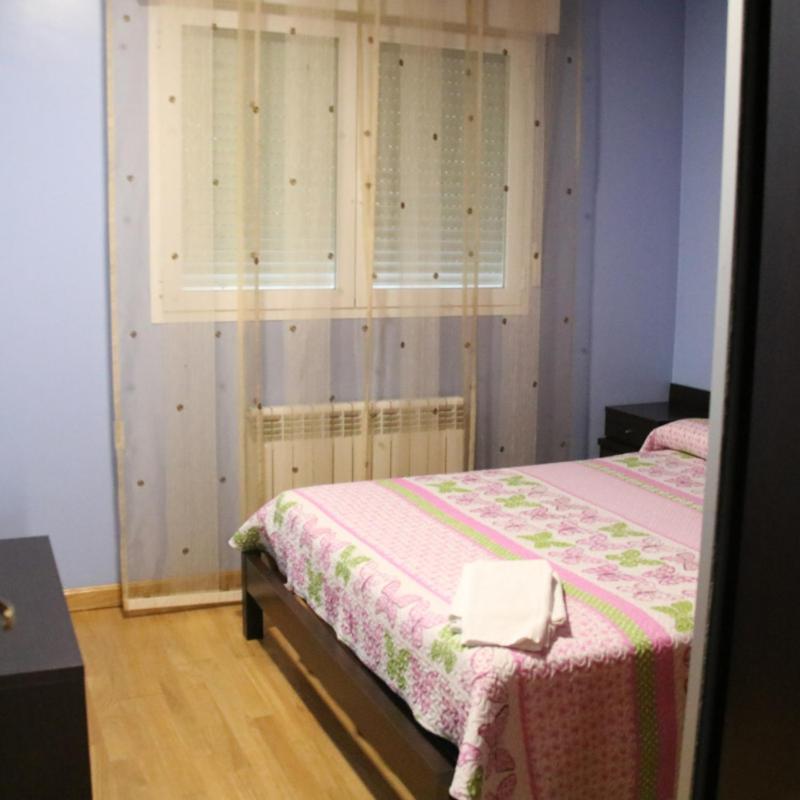 Hostal Burgales Milagro Екстериор снимка